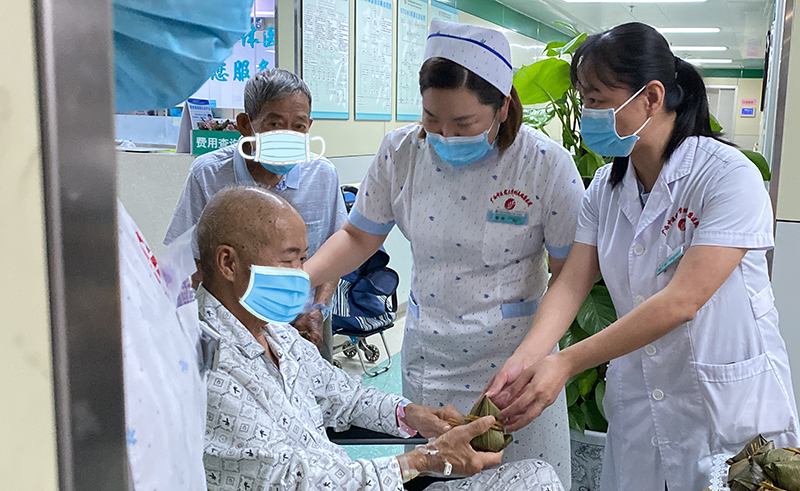 附属瑞康医院心血管内科一区开展“粽香端午情系心内”端午节主题活动