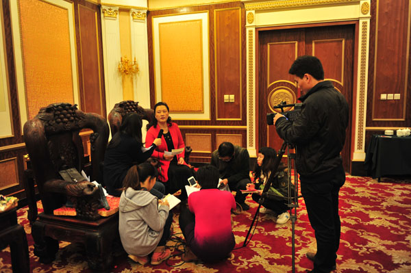 专访自治区卫生厅妇社处处长陈荔丽：提高妇女健康意识 致力妇女健康事业
