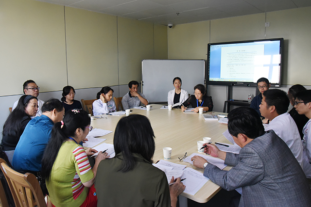 学校总督学罗伟生参加我院内科学教研室集体活动