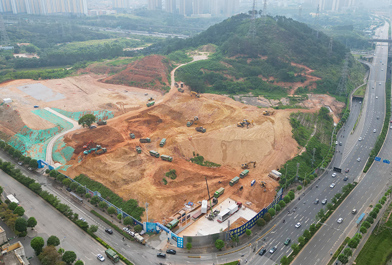 16凤岭南医院建设如火如荼.jpg